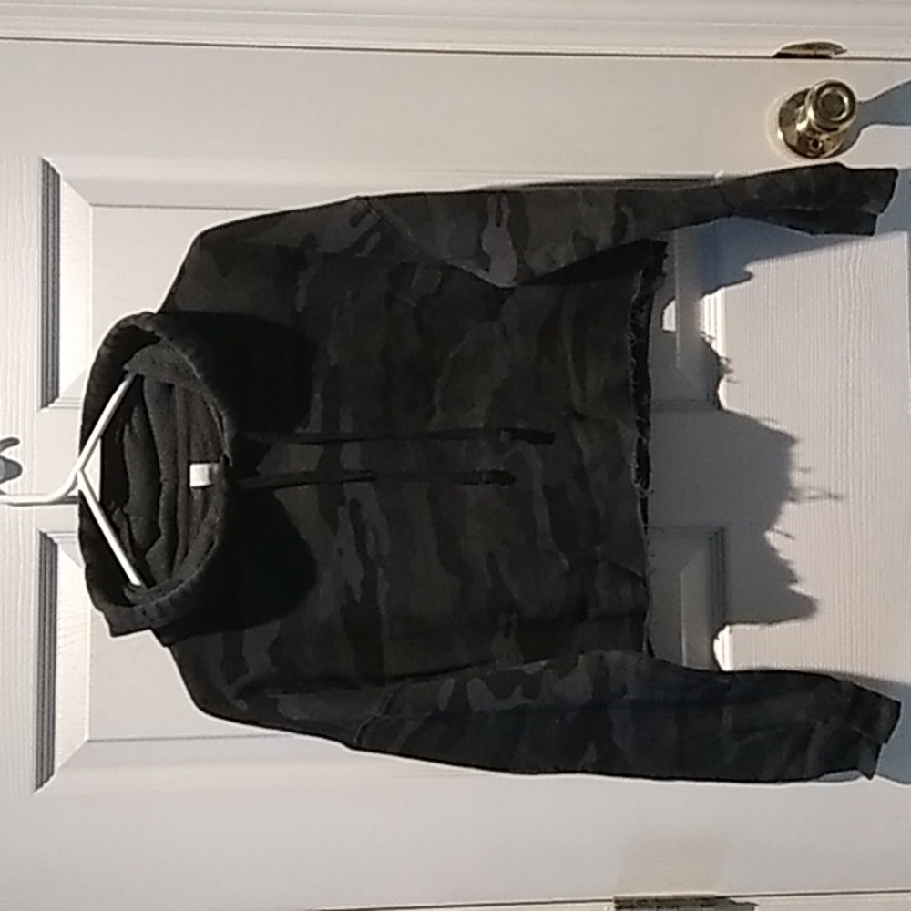 Hoodie crop top